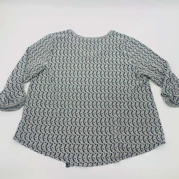 Habitat | Women's Black and White Patterned geometric Top | 1x - Picture 6 of 7